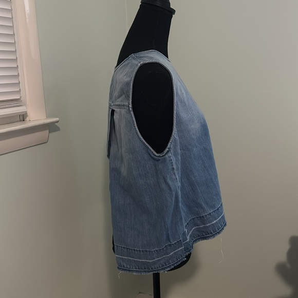 CLOTH & STONE DENIM TOP - Picture 2 of 6